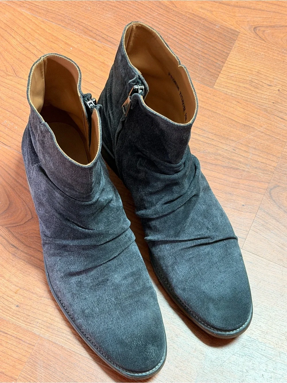 John Varvatos Morrison Sharpie Men's Suede Chukka Boots - Charcoal -
